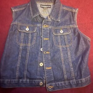 New Condition Express Vest💙